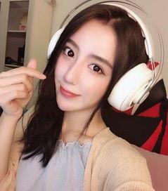 杭州女主播天桥直播,一夜爆红背后的故事与争议