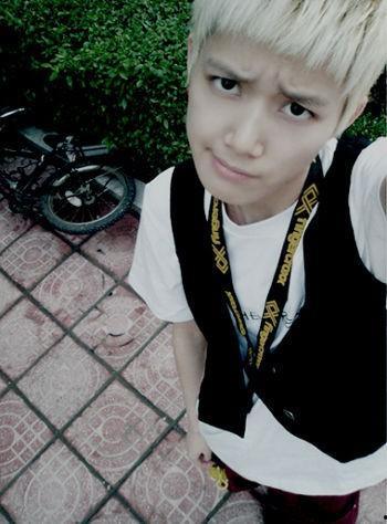 林弯弯的图片,魅力四溢，光影中的独特魅力